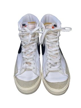 Nike Blazer Mid 77 Vintage High Top Leather Basketball Sneakers Style BQ6806-100